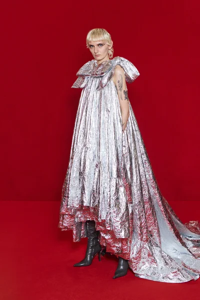 Look 3